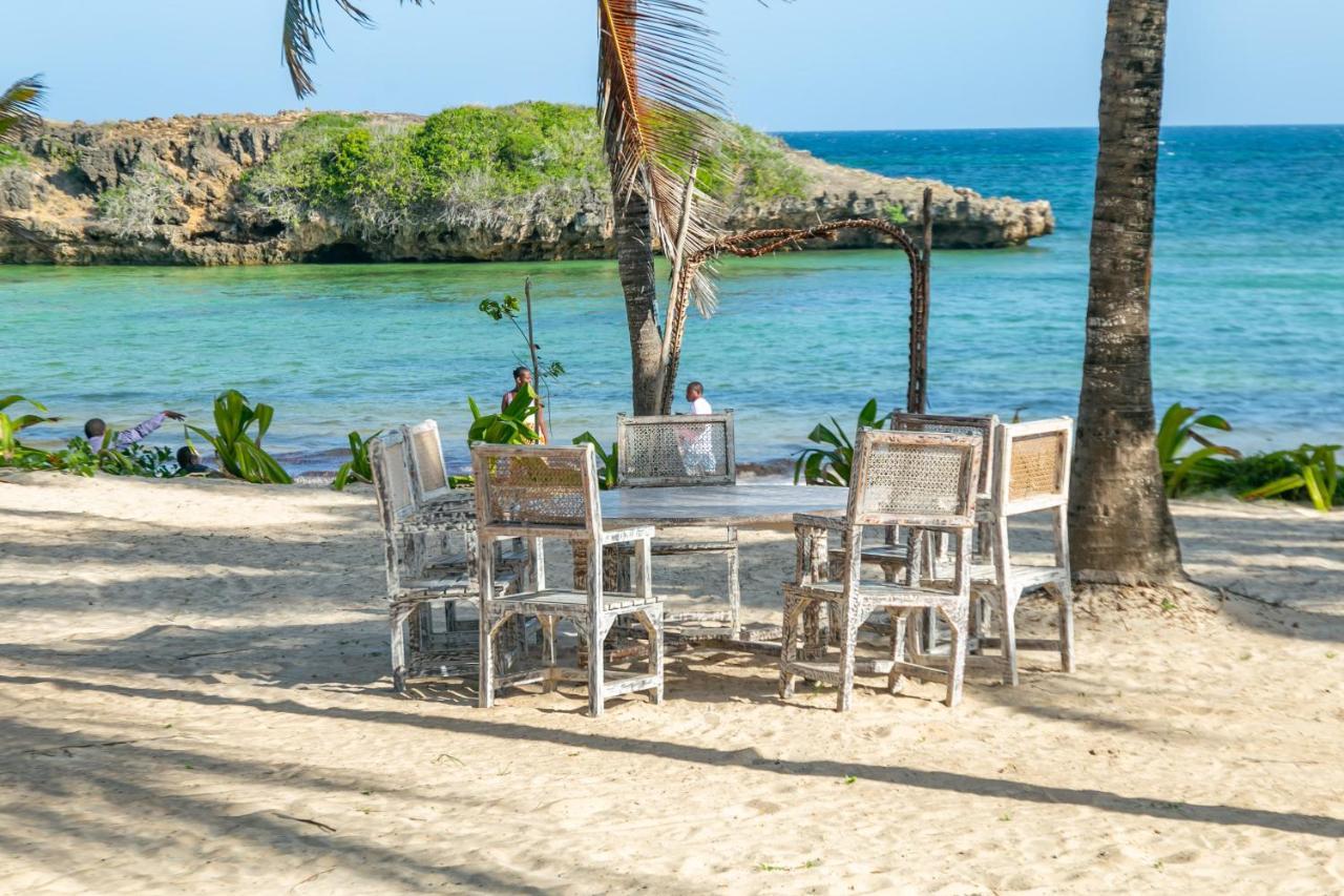 Sun Palm Beach Resort Watamu Exterior foto